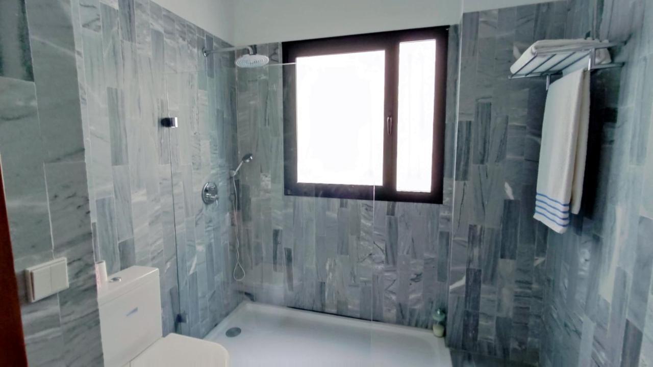 Selecta Elegante Apartamento Con Patio En Centro Historico إشبيلية المظهر الخارجي الصورة